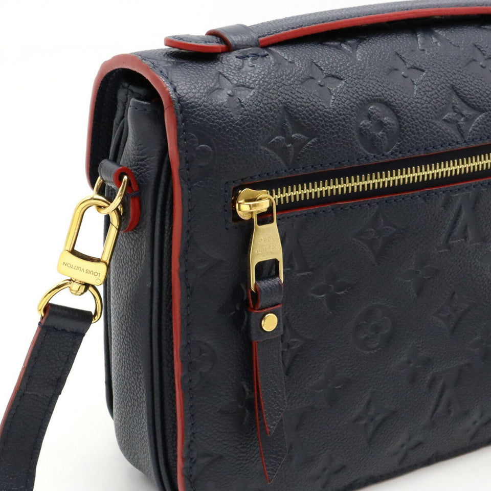 Louis Vuitton Metis  Canvas Clutch Bag