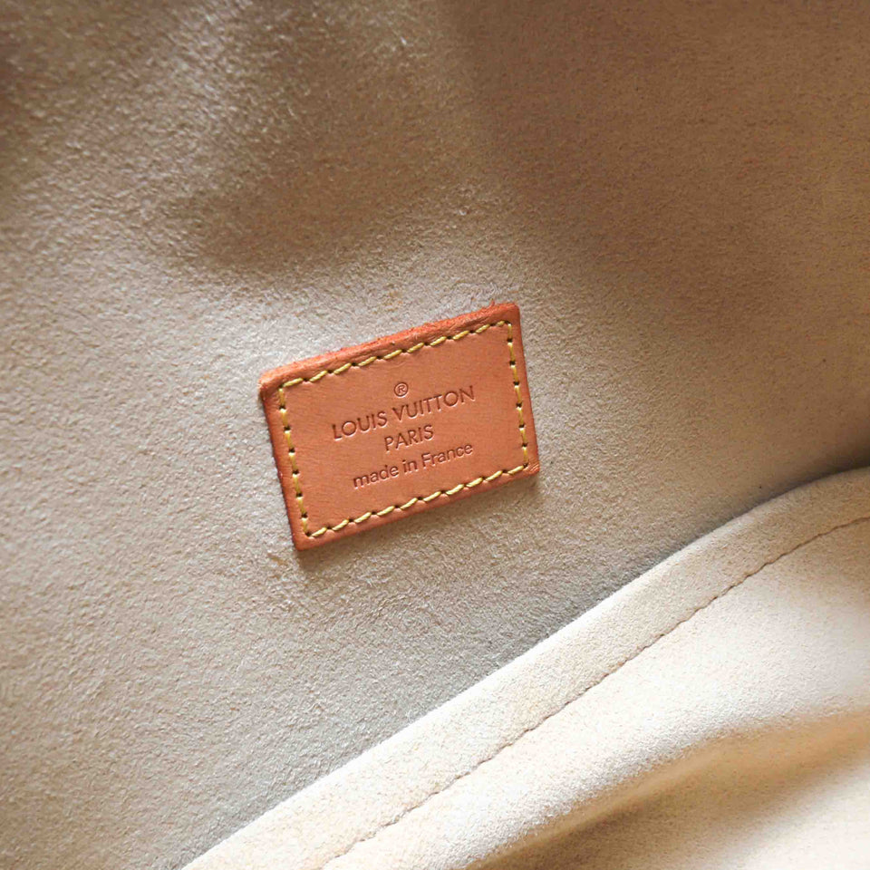 LOUIS VUITTON Manhattan GM Monogram