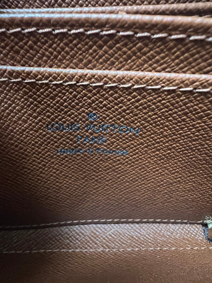 Louis Vuitton Zippy Coin Purse in Monogram (RRP £350)