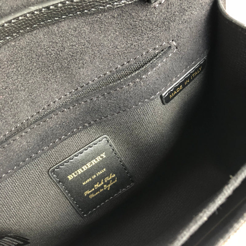 Burberry Bags - Bagsattire   466