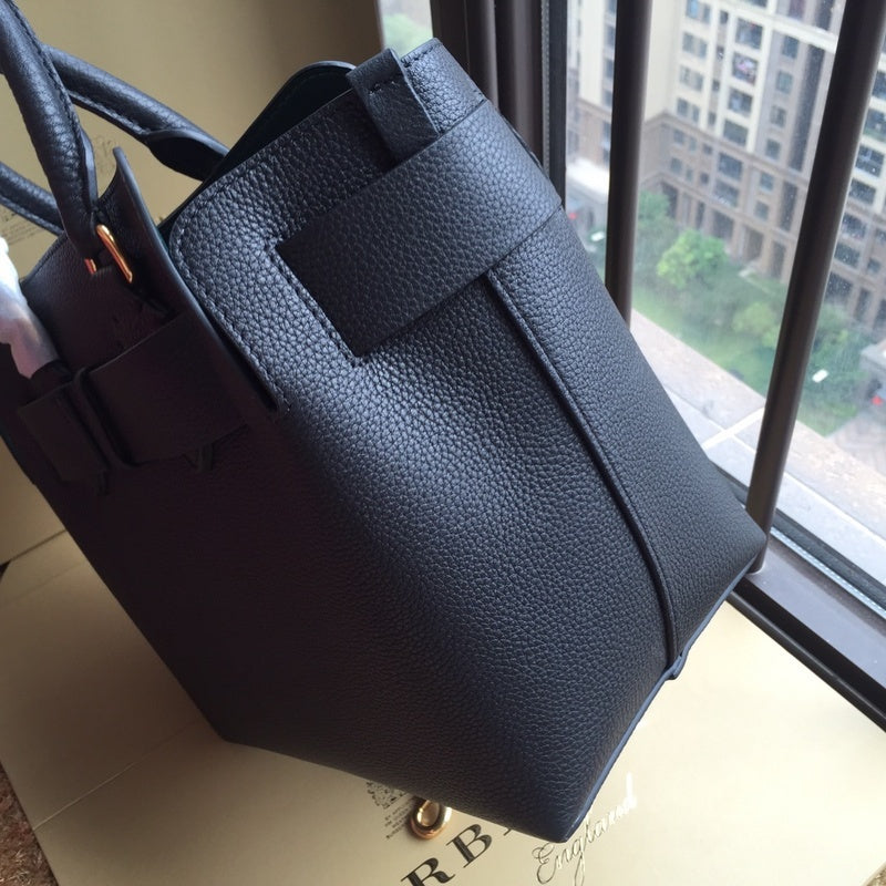 Burberry Bags - Bagsattire   440