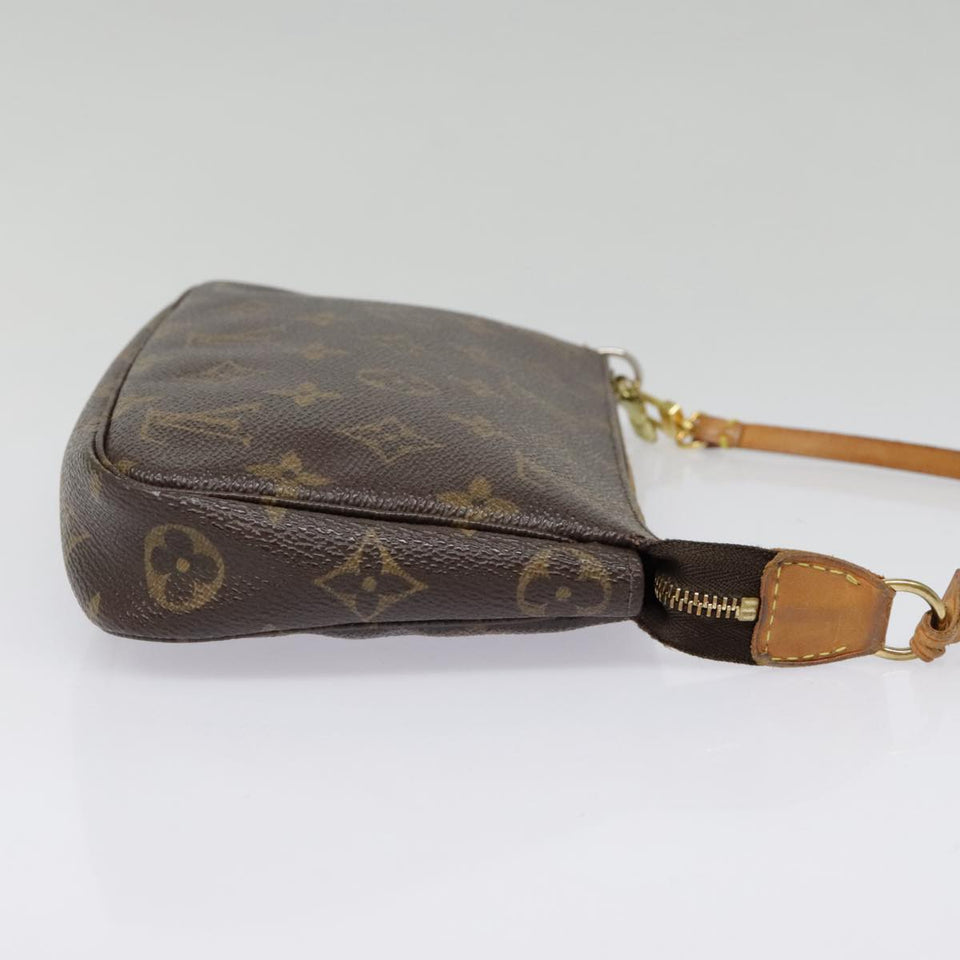 Louis Vuitton Pochette Accessoire  Canvas Clutch Bag