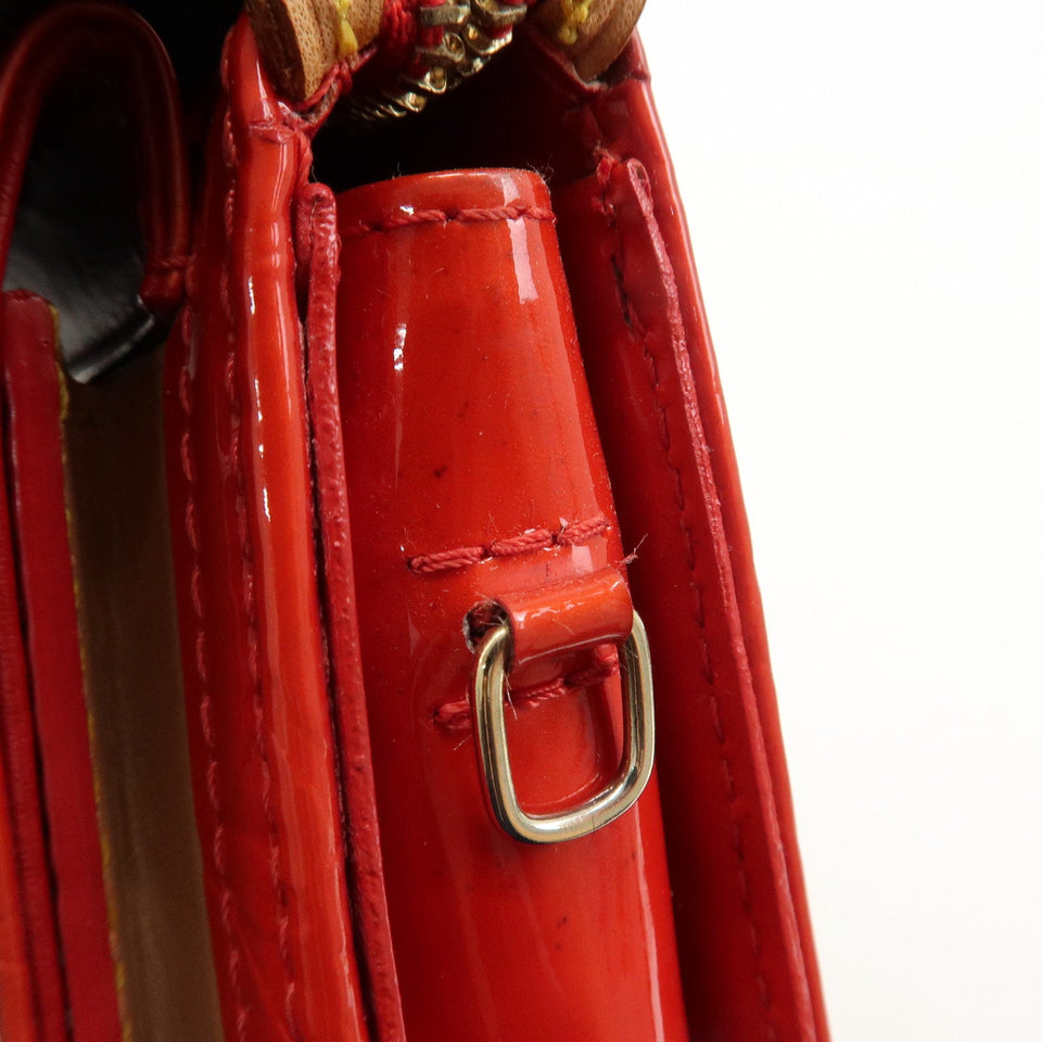 Louis Vuitton Monogram Vernis Motto Shoulder Bag Rouge M91137
