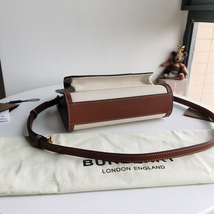 Burberry Bags - Bagsattire   219