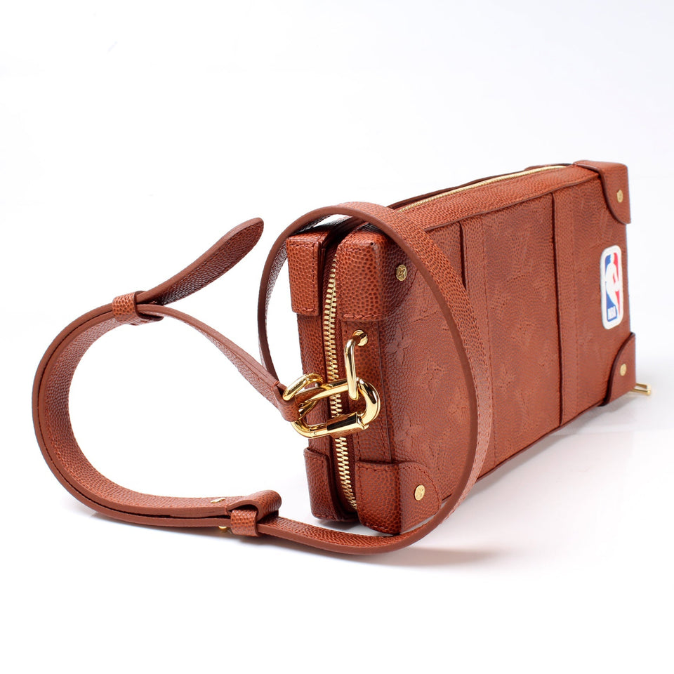 LVxNBA Soft Trunk Wearable Wallet