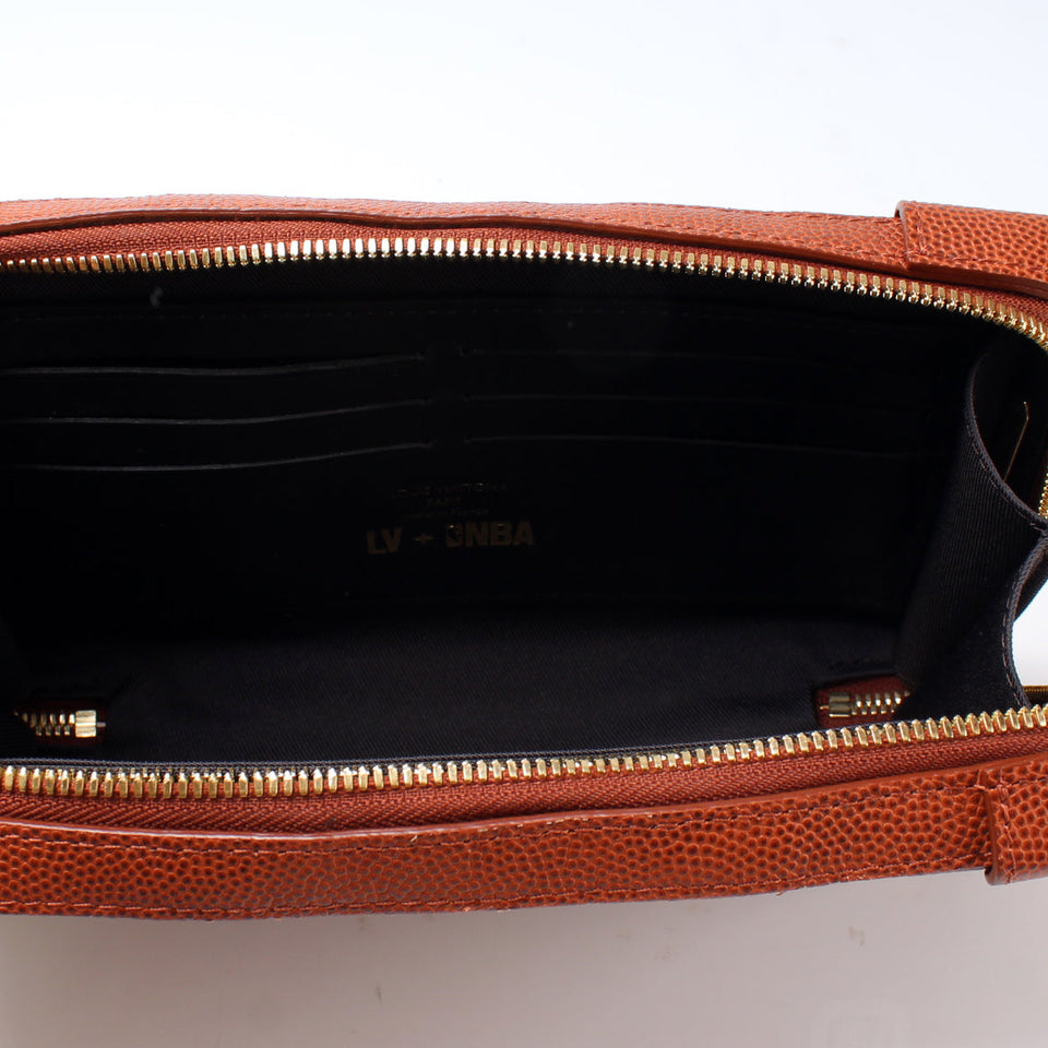 LVxNBA Soft Trunk Wearable Wallet