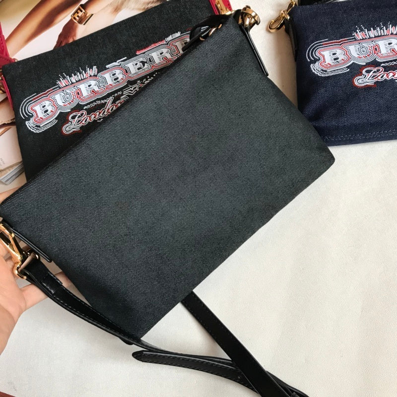 Burberry Bags - Bagsattire   376