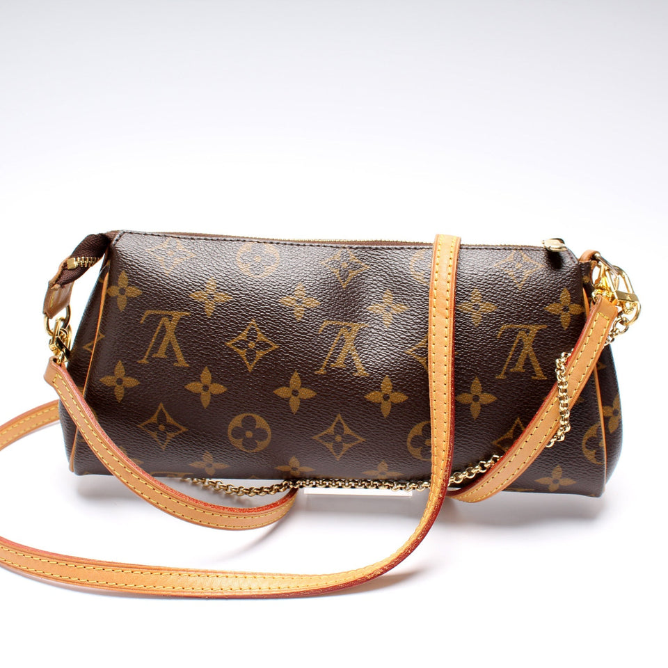 Eva Clutch Monogram