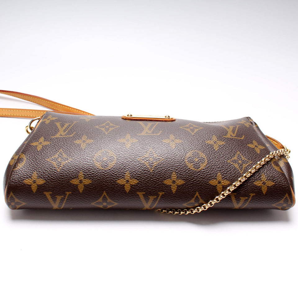 Eva Clutch Monogram