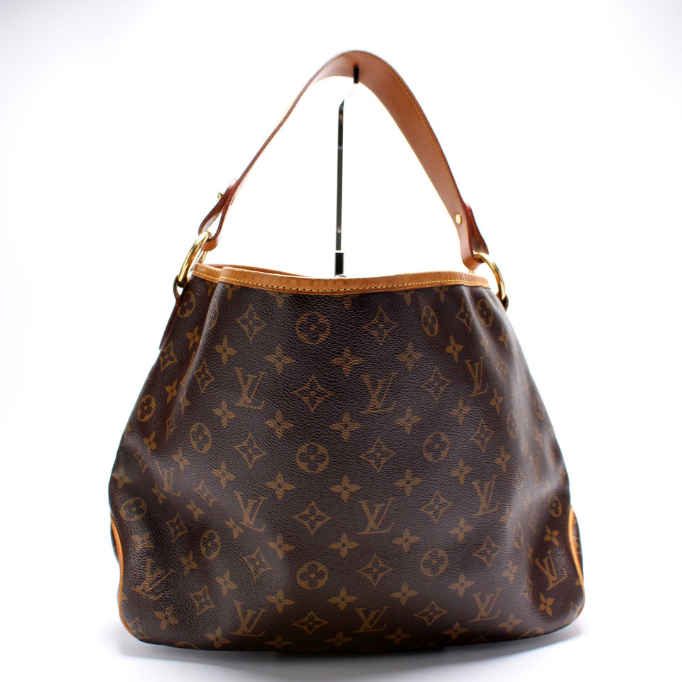 Delightful PM Monogram