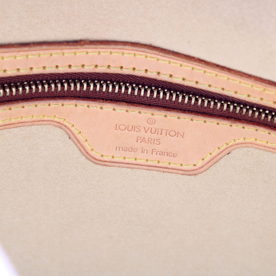 Looping GM Monogram
