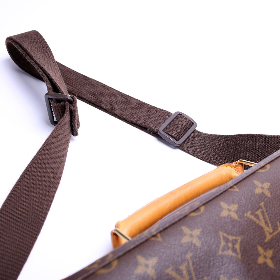 Garment Carrier Travel Bag Monogram