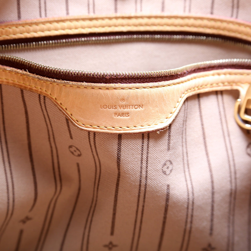Delightful PM Monogram