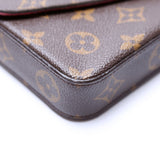 Pochette Felicie Monogram