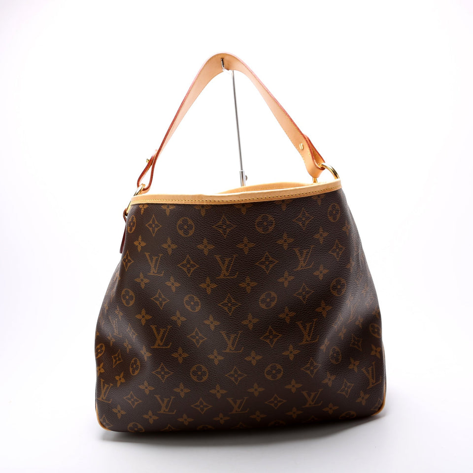 Delightful PM Monogram