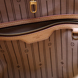 Delightful PM Monogram