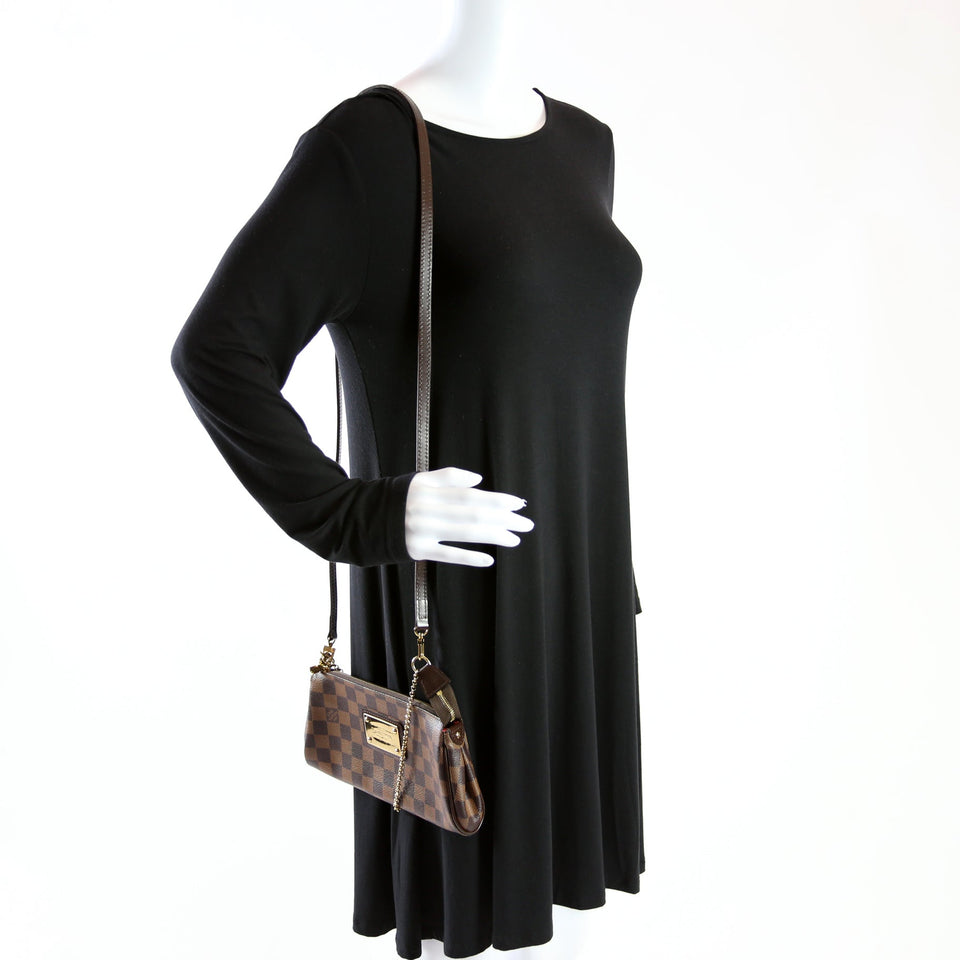Eva Clutch Ebene
