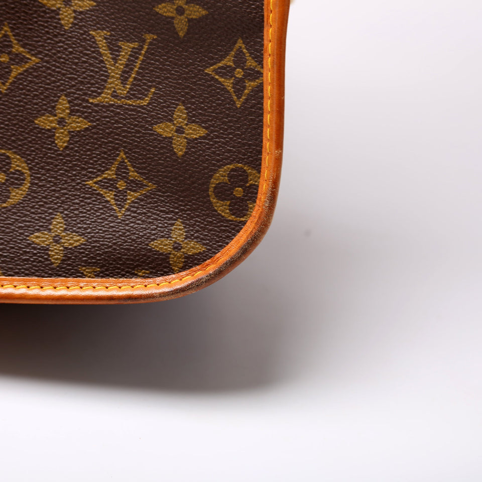 Garment Carrier Travel Bag Monogram