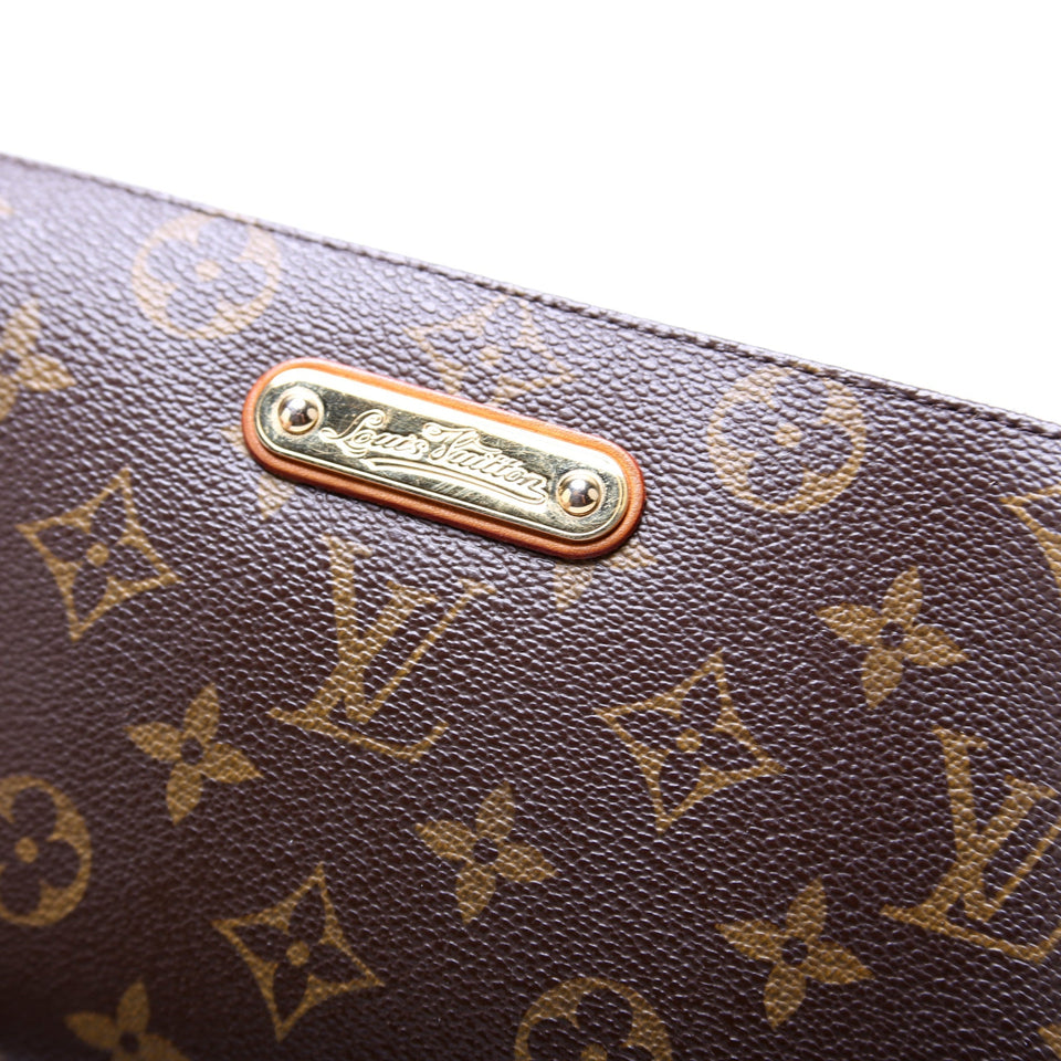 Eve Clutch Monogram