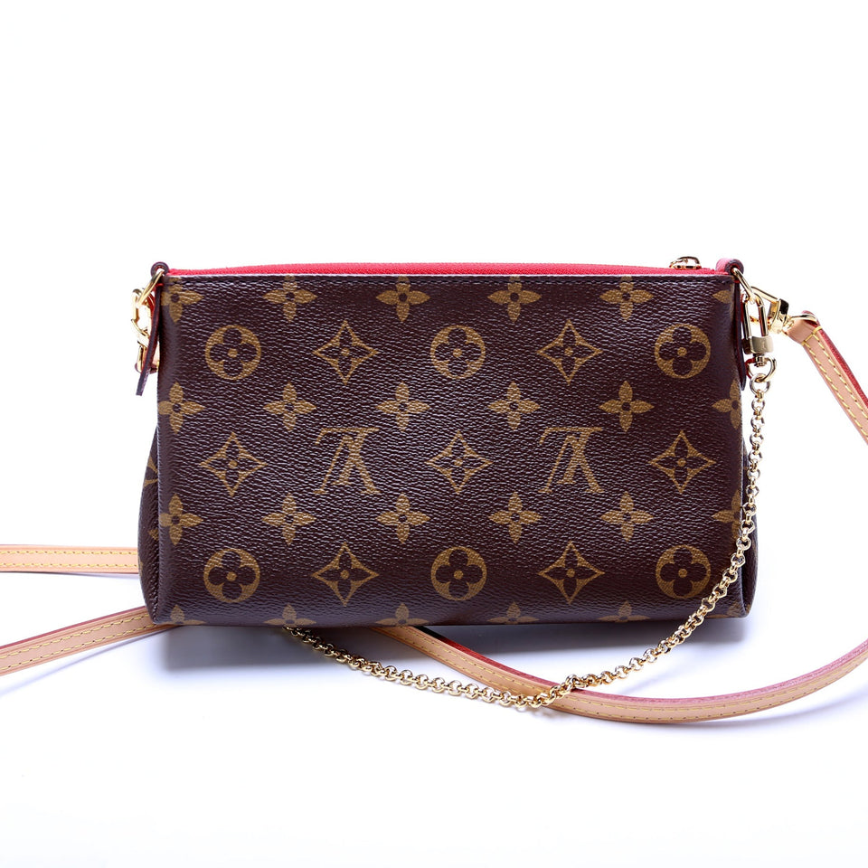 Pallas Clutch Monogram