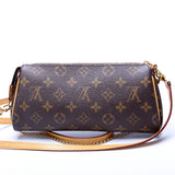 Eva Clutch Monogram