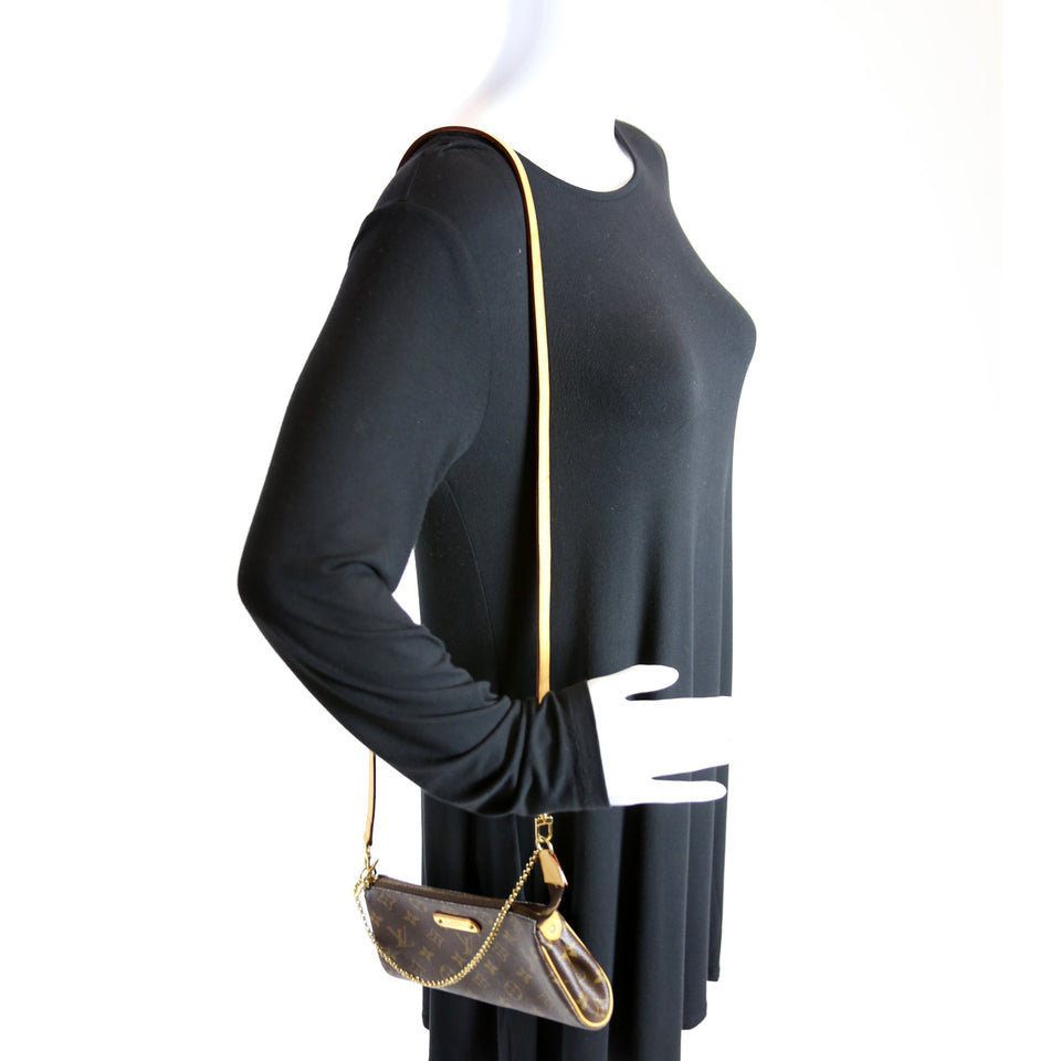 Eva Clutch Monogram