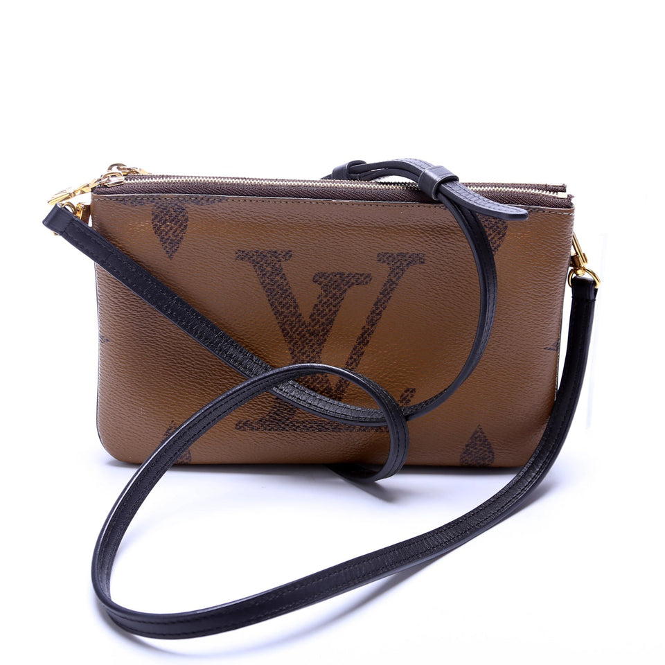 Doube Zip Pochette Giant Reverse Monogram