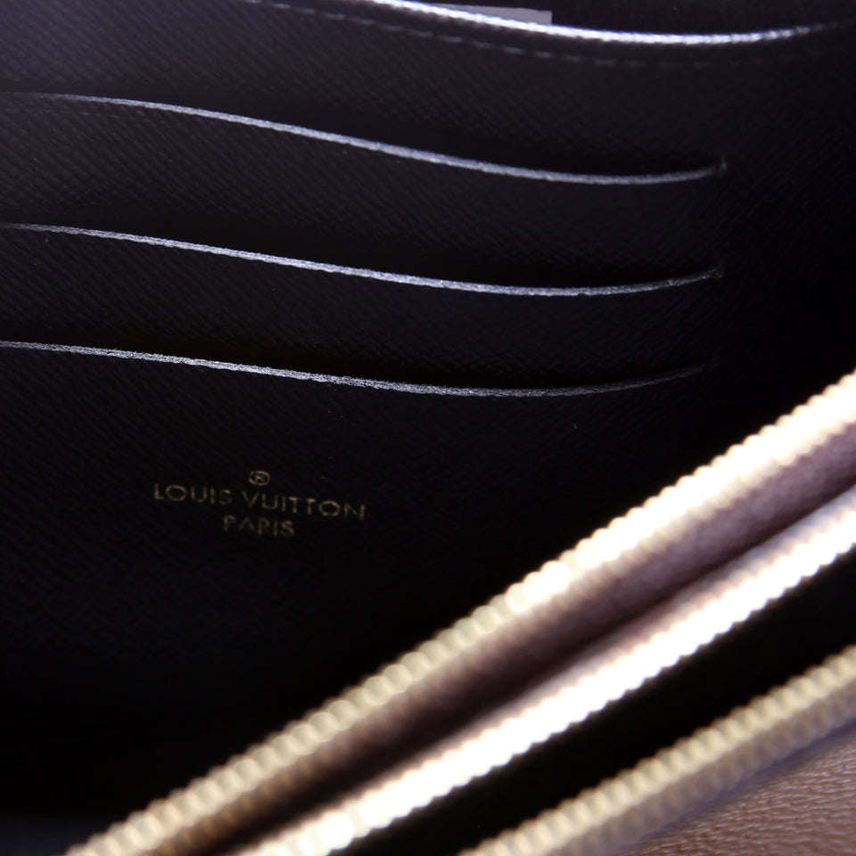 Doube Zip Pochette Giant Reverse Monogram