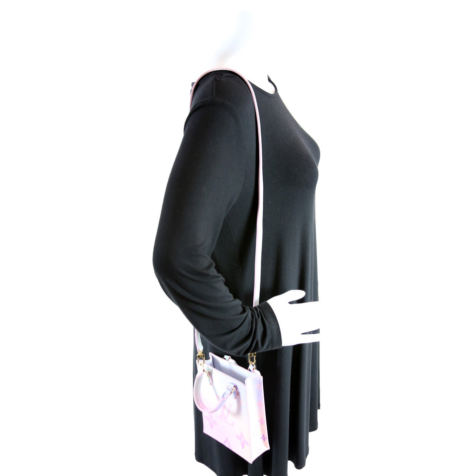 Petit Sac Plat Giant Spring in the City Monogram