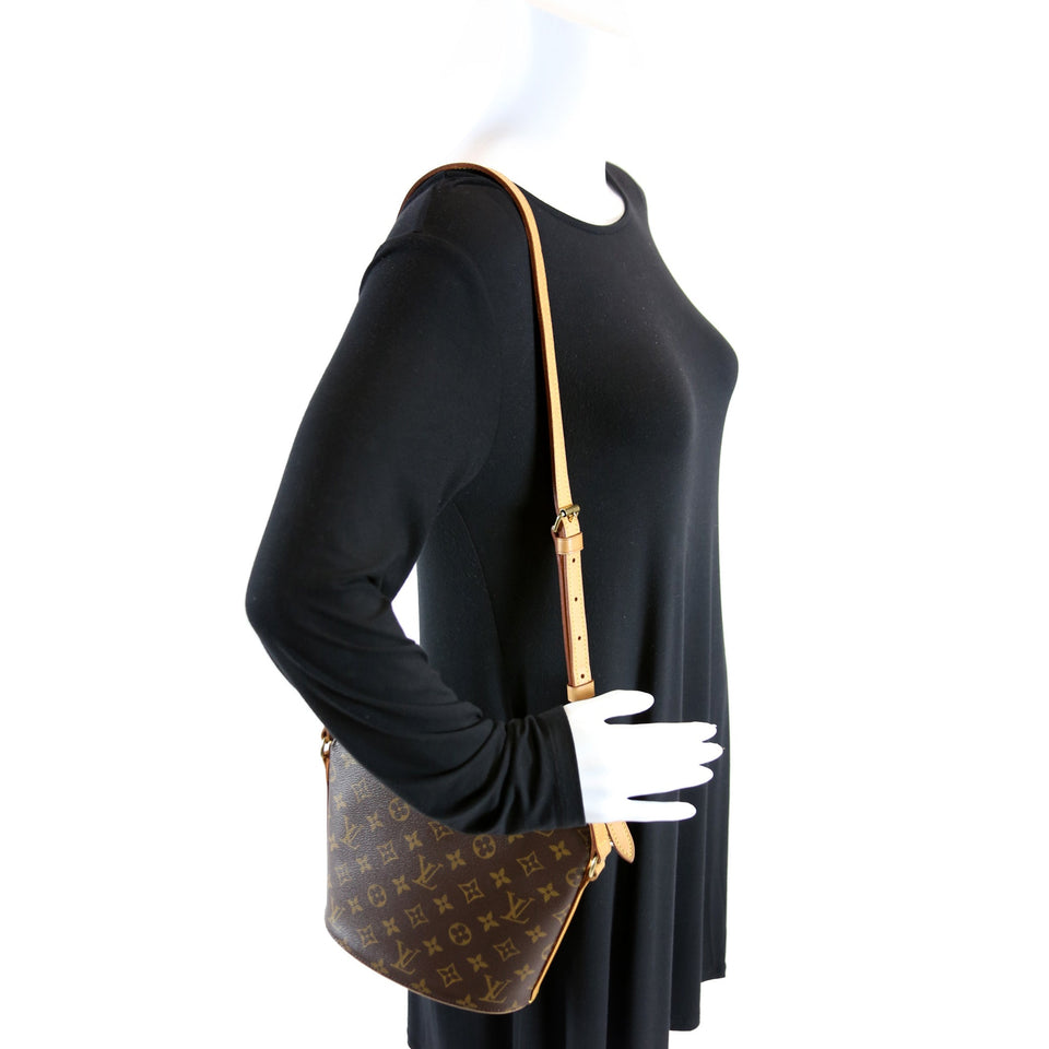 Drouot Monogram
