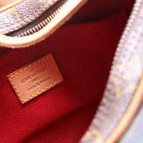 Croissant PM Monogram