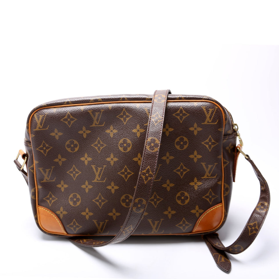 Nil Monogram