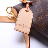 V Tote BB Monogram