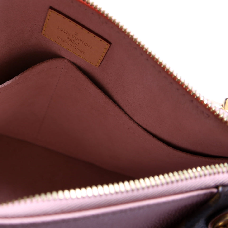 V Tote BB Monogram