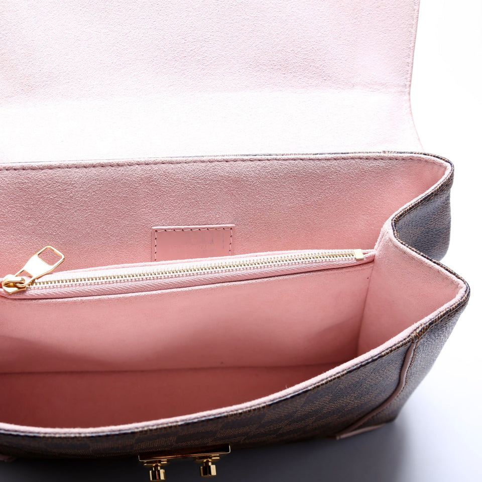 Caissa Chain Clutch