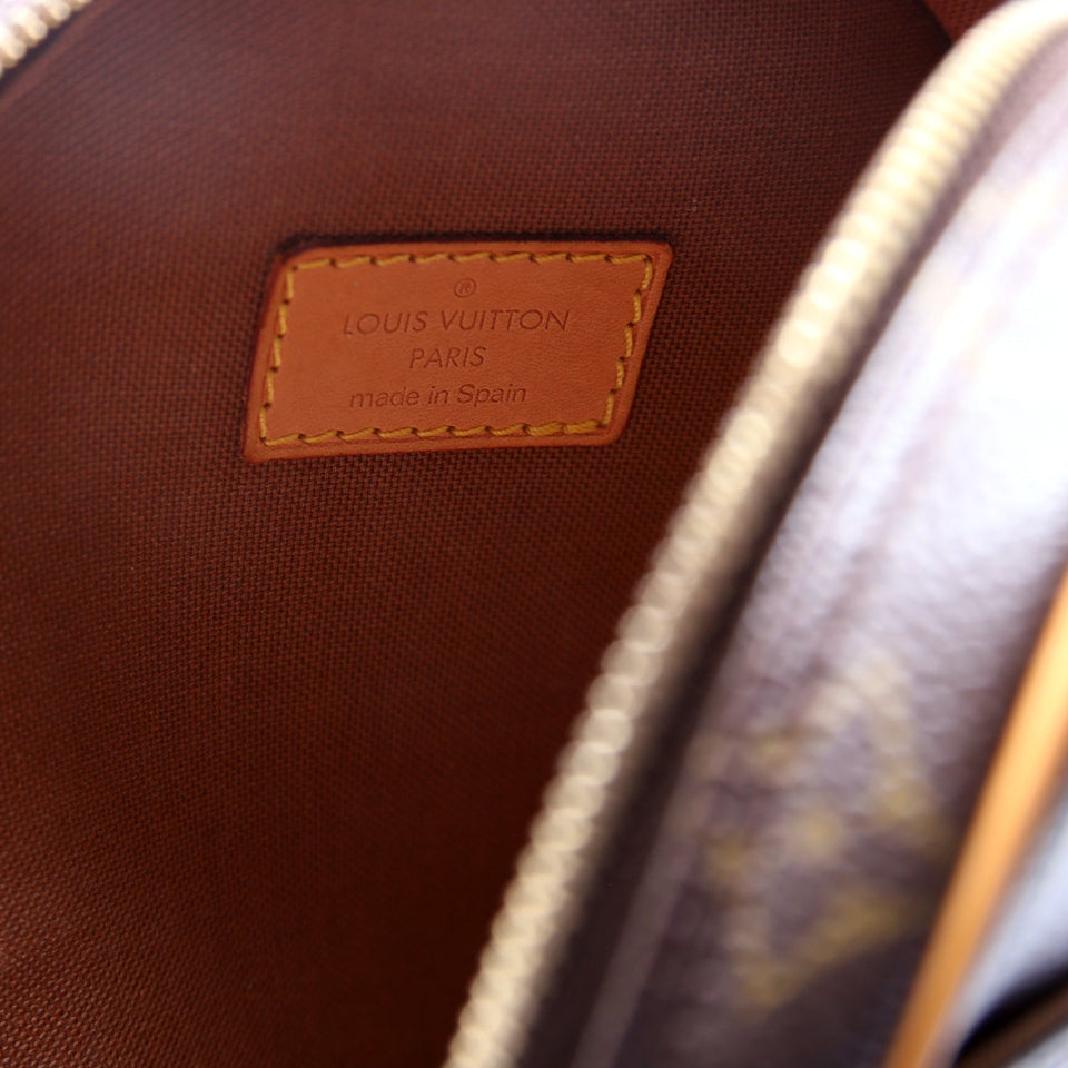 Pochette Gange Monogram