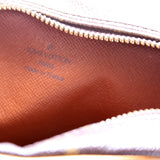 Amazone Monogram