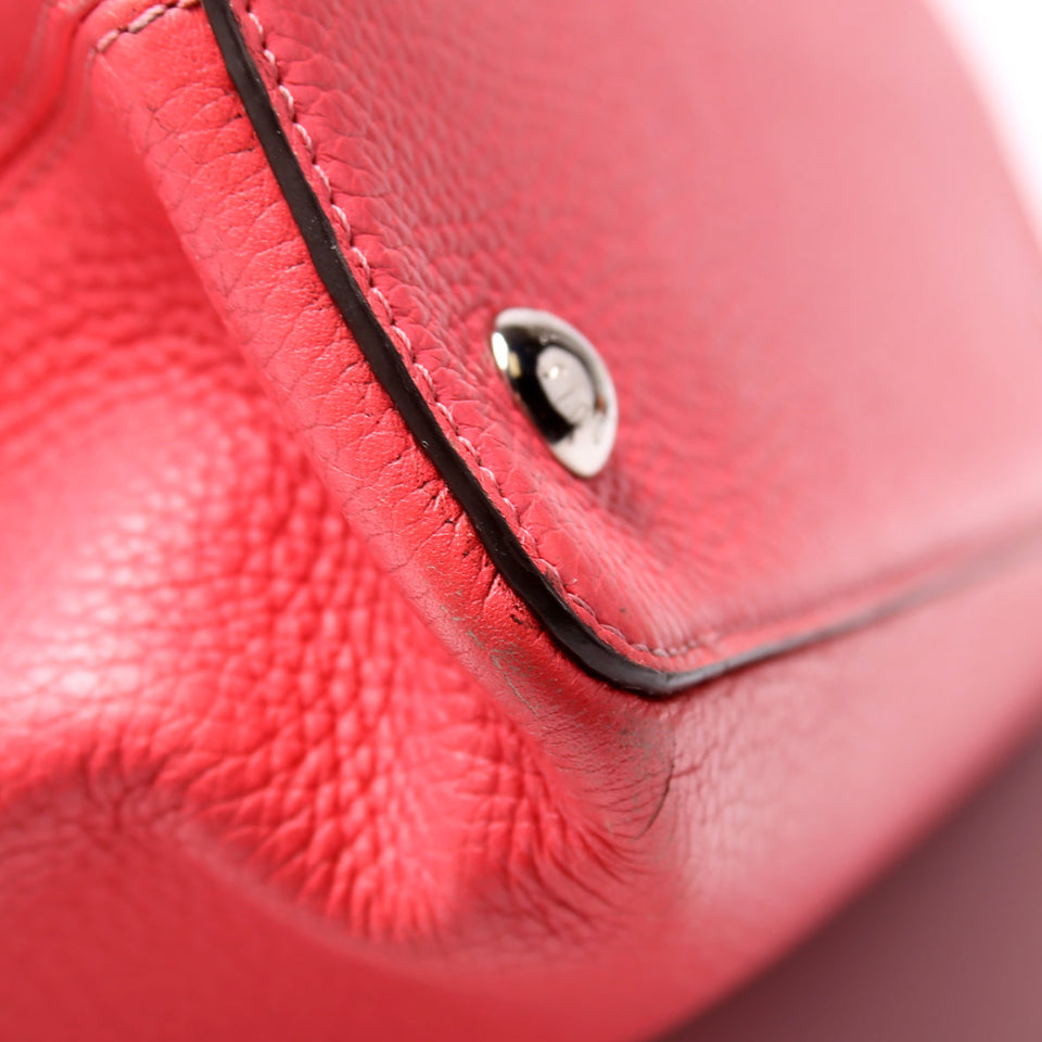Capucines MM Taurillon Pink