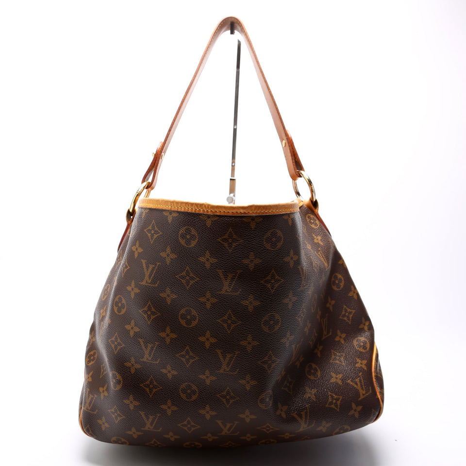 Delightful PM Monogram