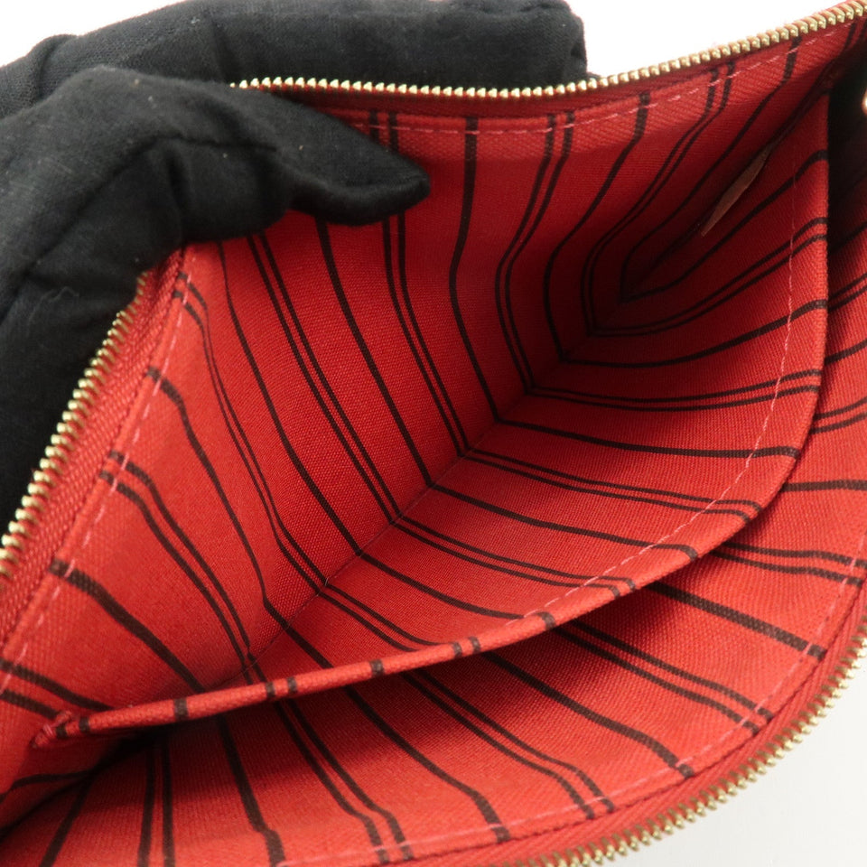 Louis Vuitton Monogram Neverfull MM Pouch