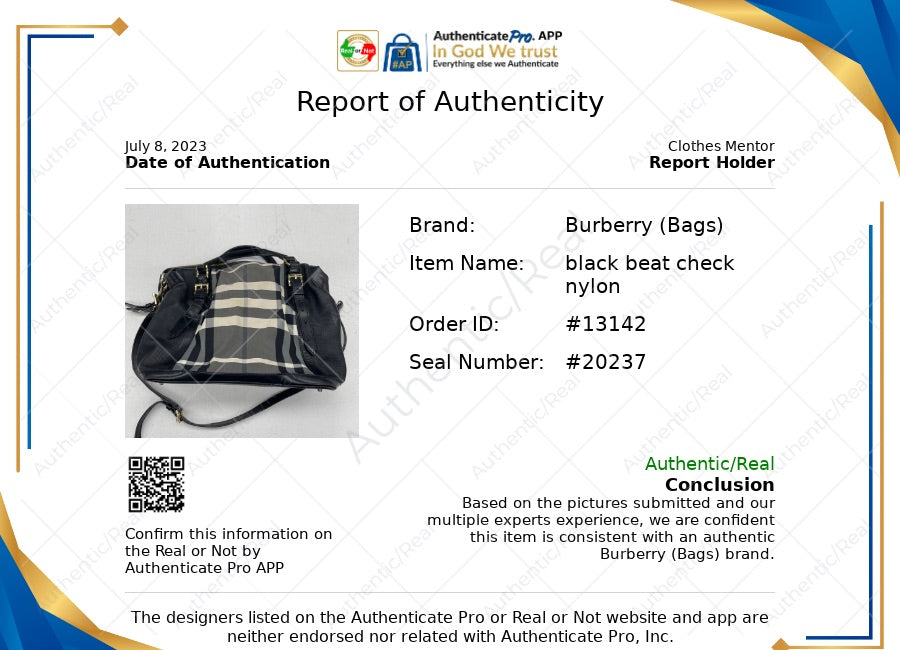 Handbag Luxury Designer By Burberry  Size: Medium