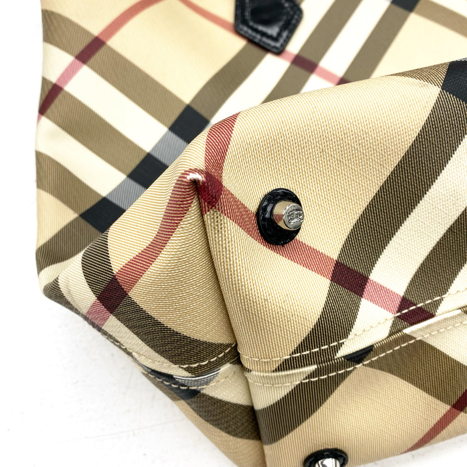 Tote Luxury Designer By Burberry  Size: Large