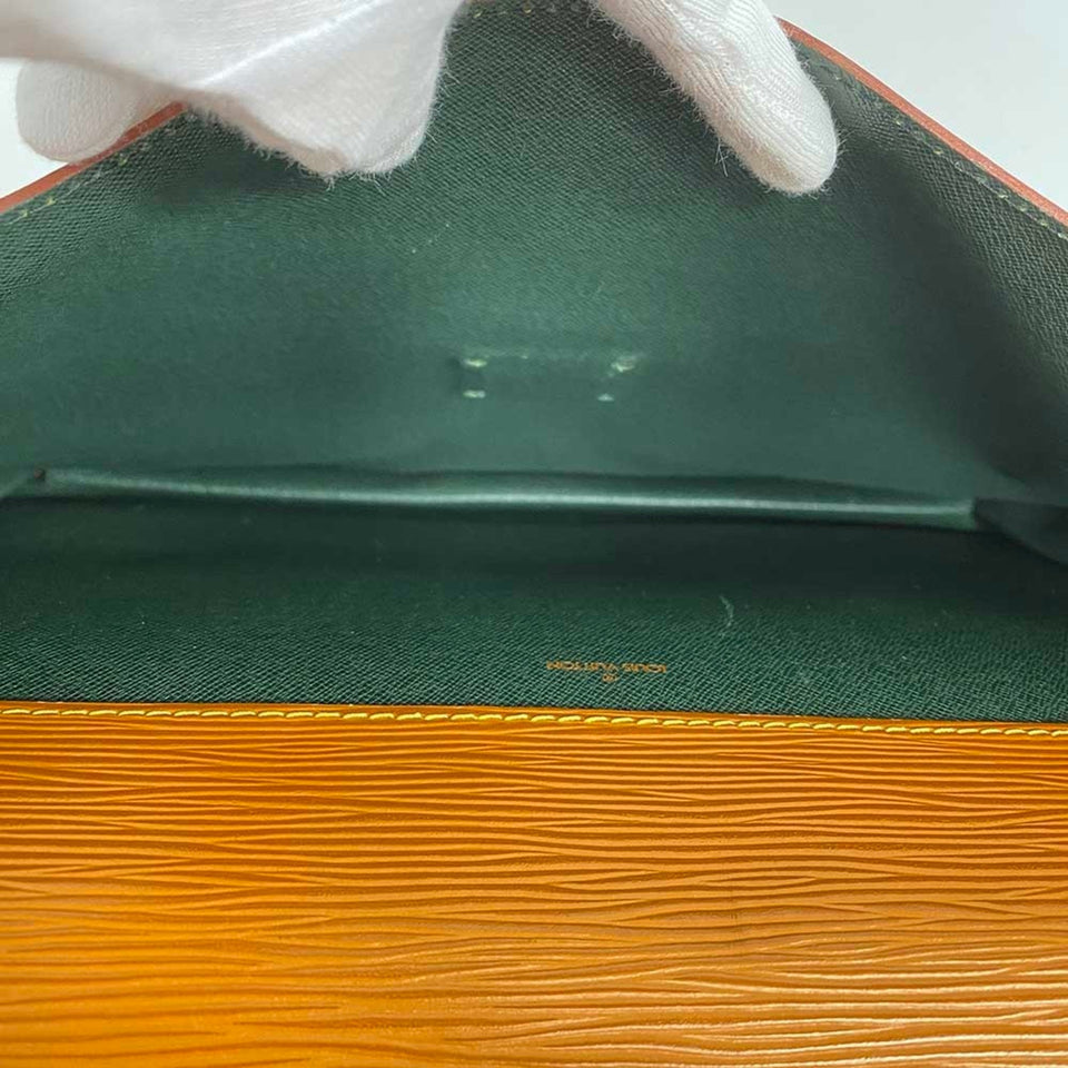 Louis Vuitton  Leather Clutch Bag