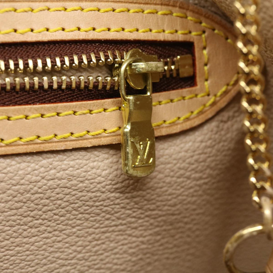 Louis Vuitton Bucket Tote