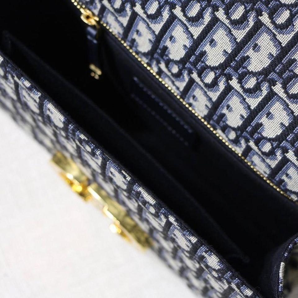 Christian Dior 30 MONTAIGNE BAG