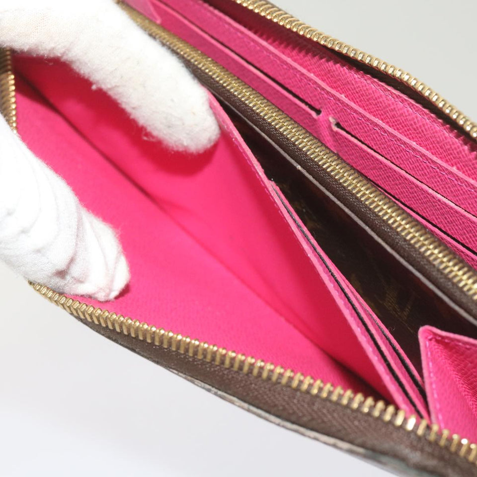 LOUIS VUITTON Zippy Wallet