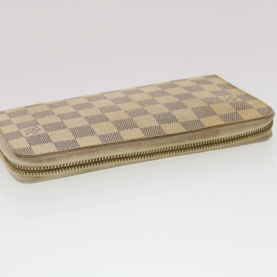 LOUIS VUITTON Zippy organizer Wallet