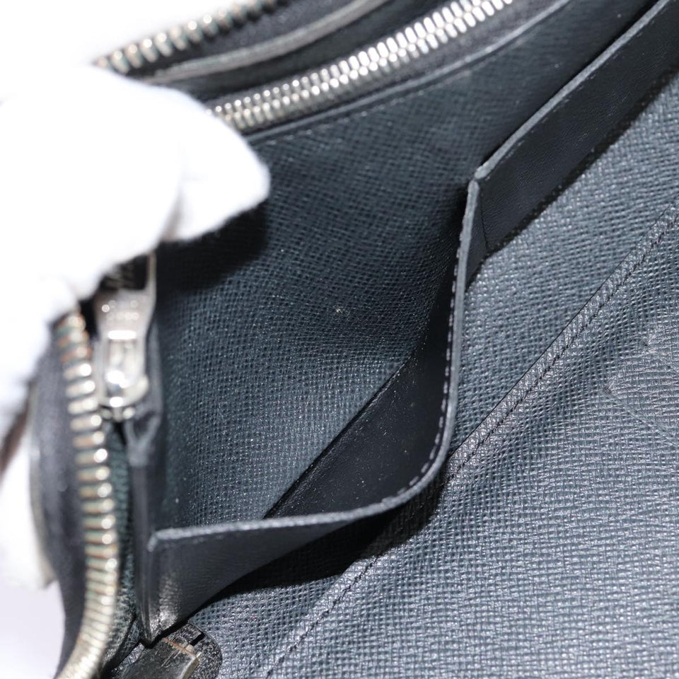 LOUIS VUITTON Zippy wallet