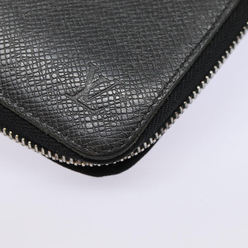 LOUIS VUITTON Zippy wallet