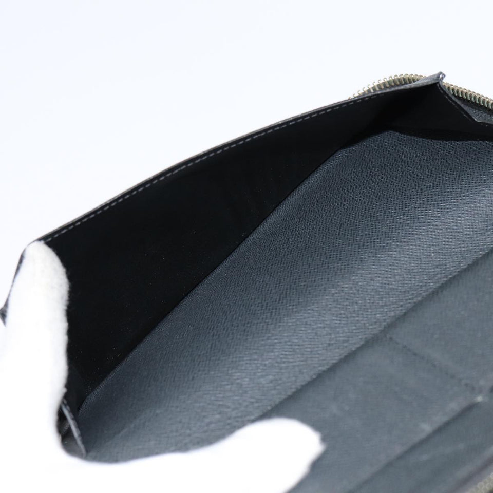 LOUIS VUITTON Zippy wallet